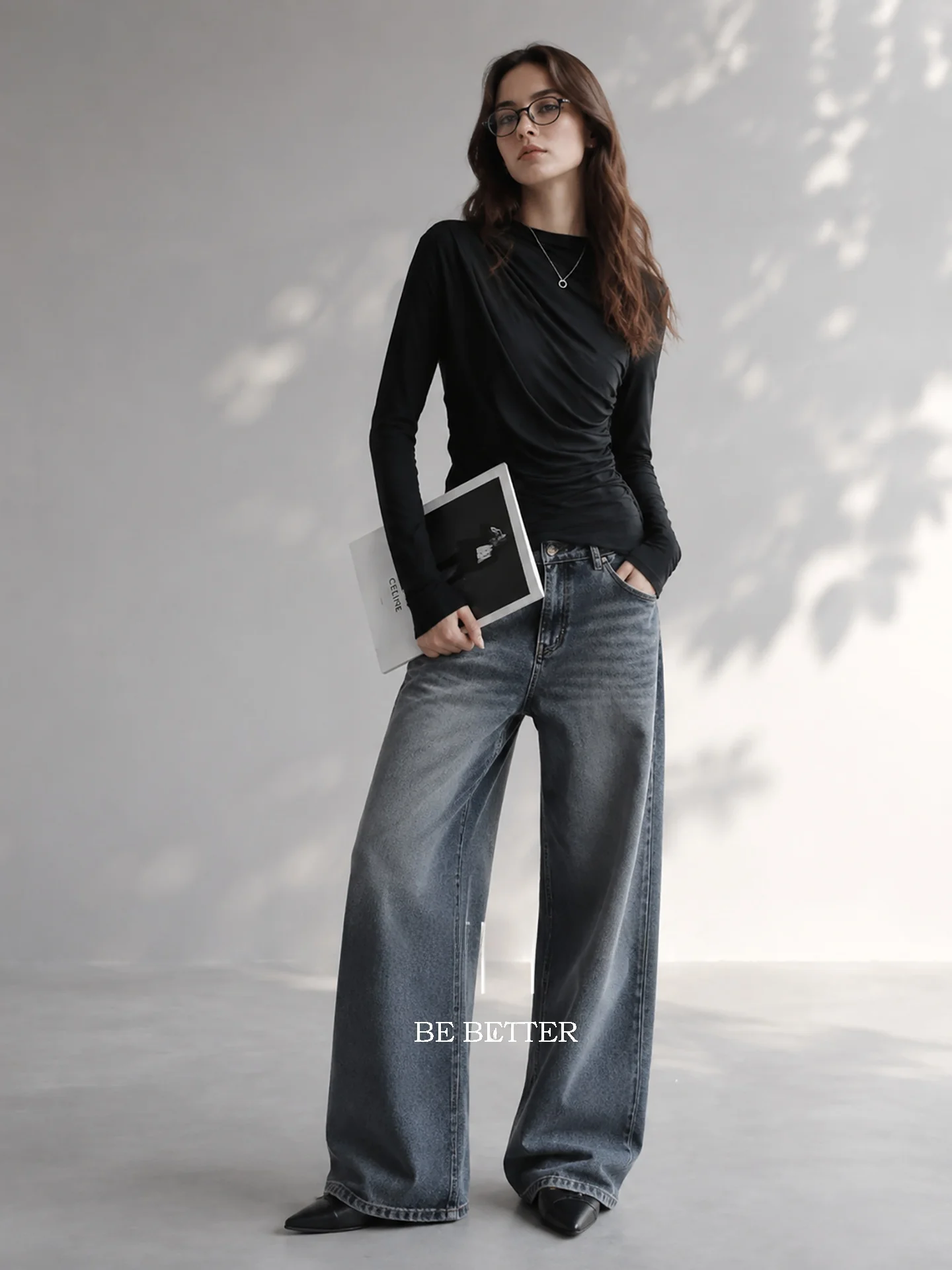 HUAAPPUW Pure Color Asymmetrical Paper Person Base Shirt Slim Fit Shoulder T-Shirt Lightweight Office 2026 Autumn Top
