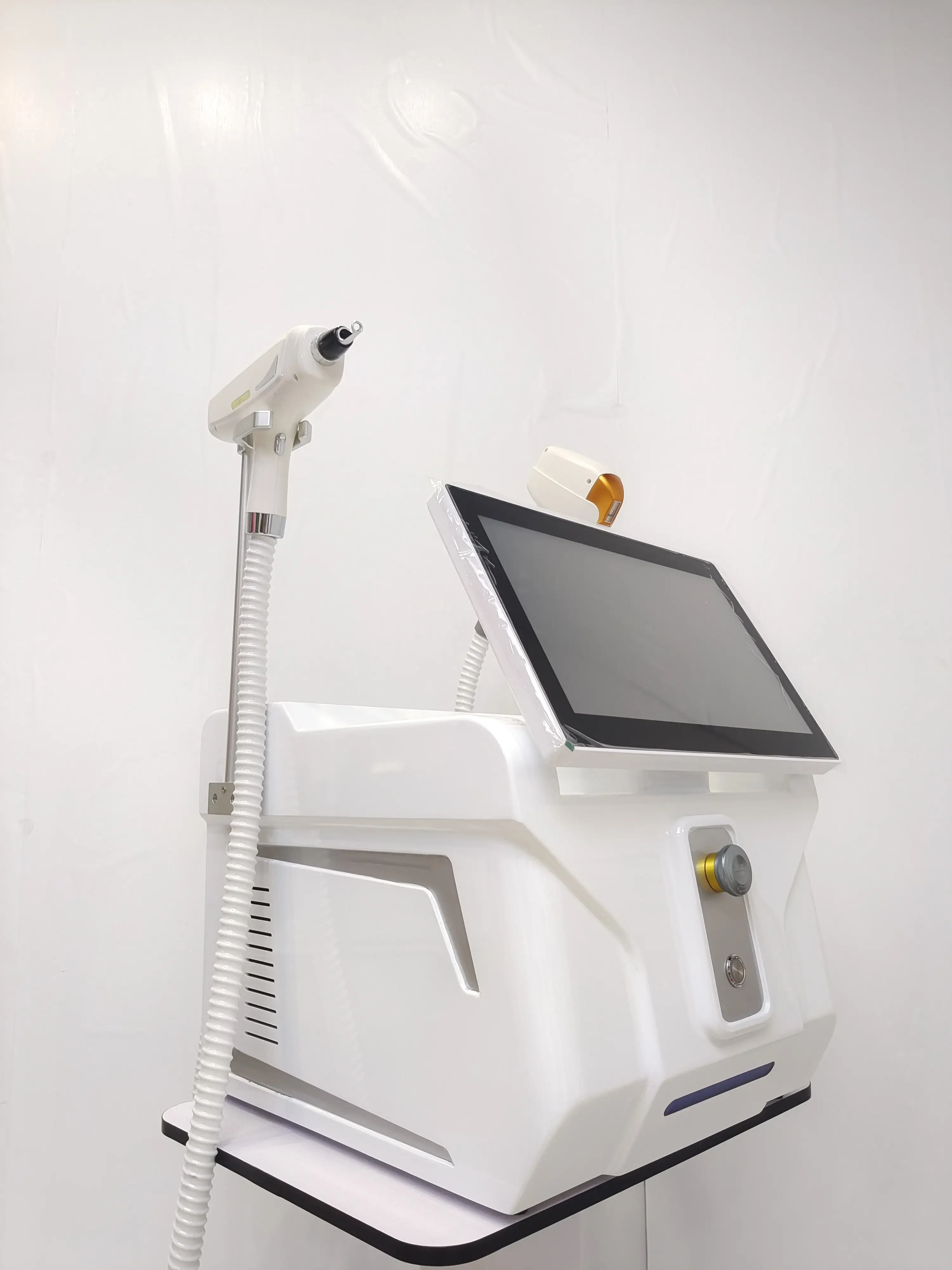 ترقية ليزر بيكو ثانية غير مؤلم 2 في 1 إزالة الشعر بالليزر ديود عالي الطاقة إزالة الوشم 4 نوع موجات جهاز التجميل بيكو ثانية