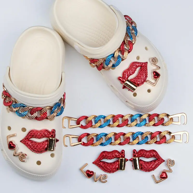 Sexy Red Lips Clogs Accessories Women Summer 2026 Luxury Metal Chain Shoes Charms Luxury Rhinestore Sandals Shoes Decorations
