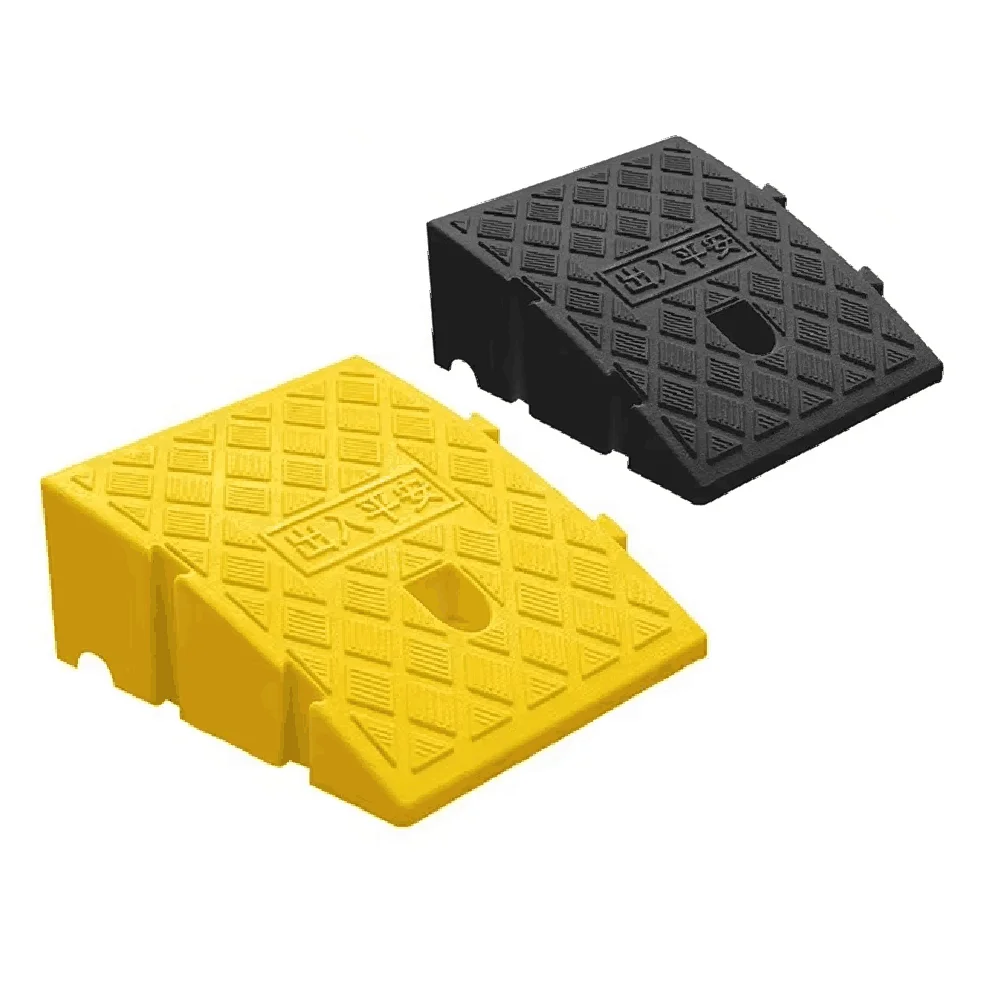 Car tire accessories Step plastic slope Triangle block Car wash tools Household plastic ramp Tire ramp triangle block 49x13x3cm