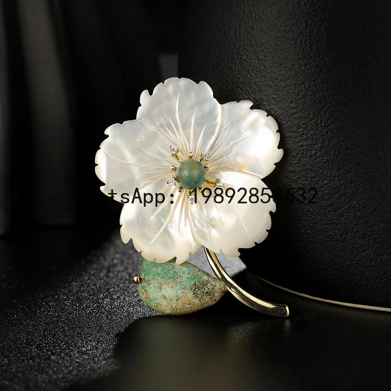 XZ high-grade natural mother shell peach blossom brooch emperor stone atmospheric elegance with coat corsage pin