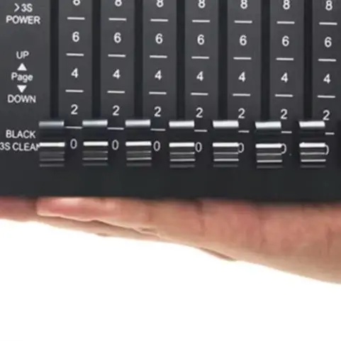 32 Channel DMX512 Lighting Controller Rechargeable Console With 8 Faders XLR Output For Stage Wedding DJ Party Equipment