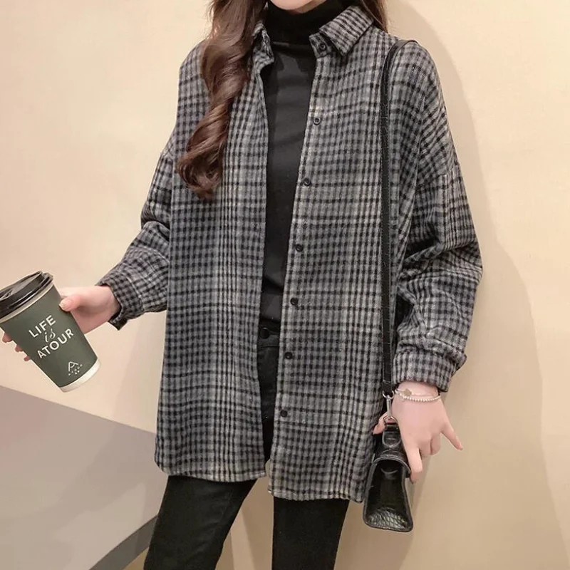 2023 Autumn/Winter Vintage Temperament Large Casual Korean Women Clothes Versatile Lapel Plaid Long Sleeved Shirt Coat