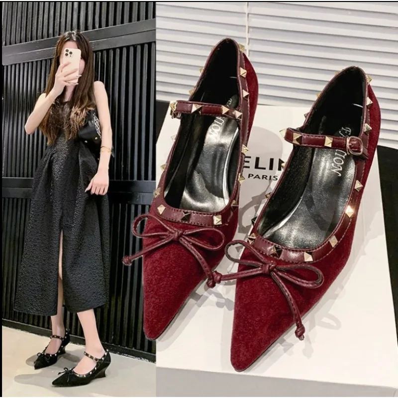 2025Wedge Single Fall New Pointed Toe Shallow Suede Slip Strap Rivet Anti-Slip Wear-Resistant Kitten Heels