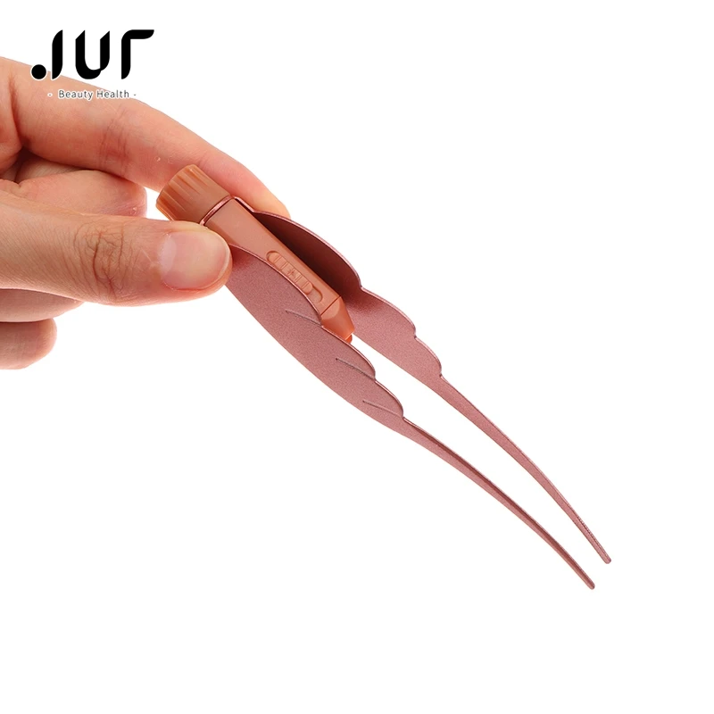 Baby Ear Cleaner Spoon LED Flash Light Ear Wax Curette Picker Visual Children Earpick Eer Wax Dig Remover Ear Nose Novel Tweezer