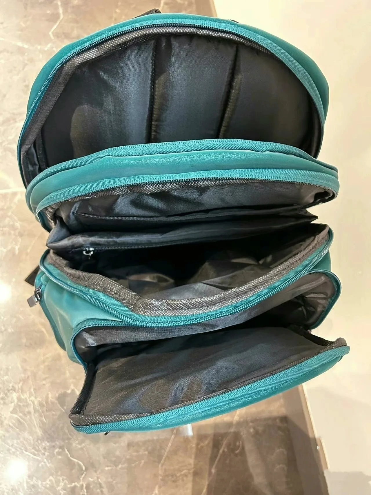 オリジナルウィルソンテニスバッグ多機能バックパック大容量独立したシューズコンパートメント断熱コンパートメント付き