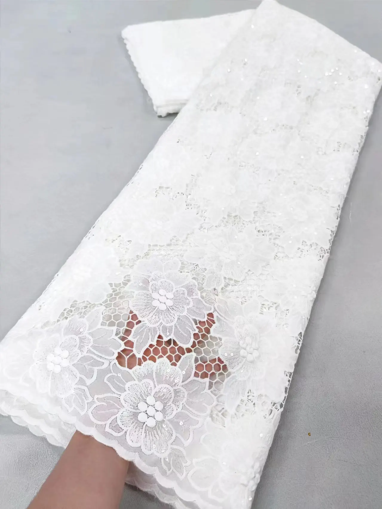 Nigerian Guipure Cord Lace Fabric Lace Fabric African Lace Fabric 2024 High Quality 5 yards for Women Wedding Party Dress XL017