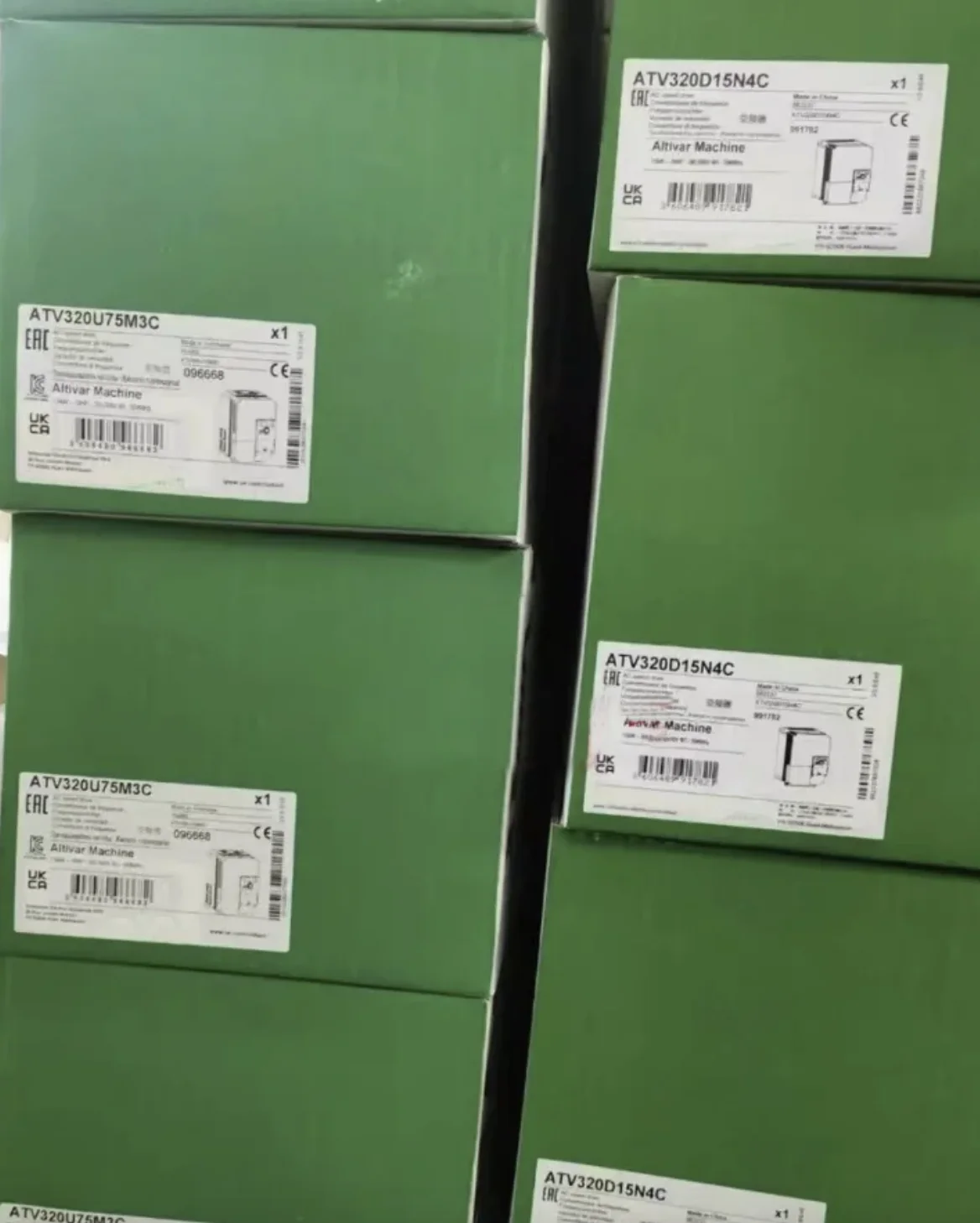 

ATV320U75M3C frequency converter inverter