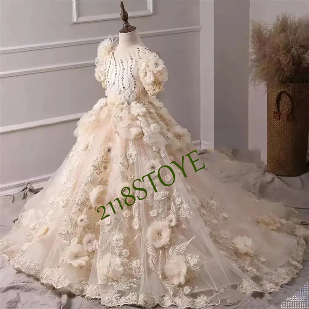 

Luxury Champagne Flower Girl Dresses 2023 3D Floral Appliques Sparkly Sequined Beaded Kids Birthday Pageant First Communion Gown