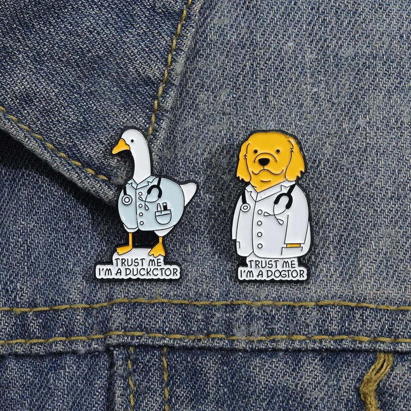 Duck Dog Doctor Brooch Cartoon Cute Animal Letter Metal Badge Clothing Accessories Badge Metal Brooches for Clothing Enamel Pins