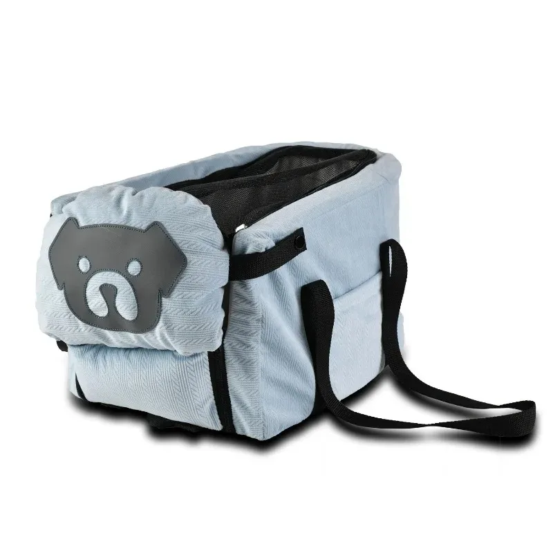 

Cats and dogs are easy to carry, including travel car backpacks, pet car seats, and large capacity dog car backpacks