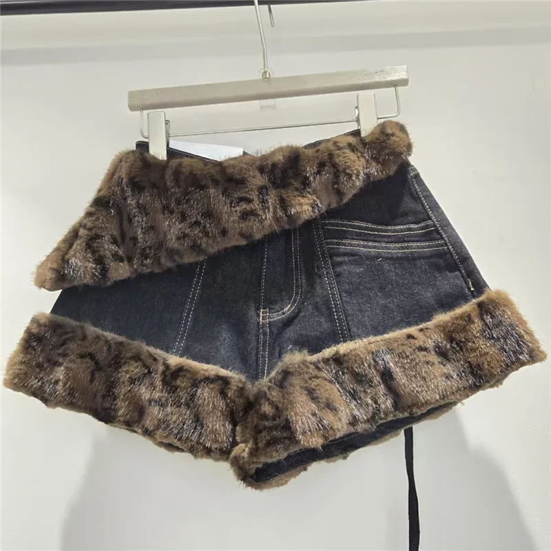 Retro Leopard Print Plush Spliced Denim Shorts Sexy Spicy Girls Fashion A-Line High Waist Shorts Autumn Winter Women's Hot Pants