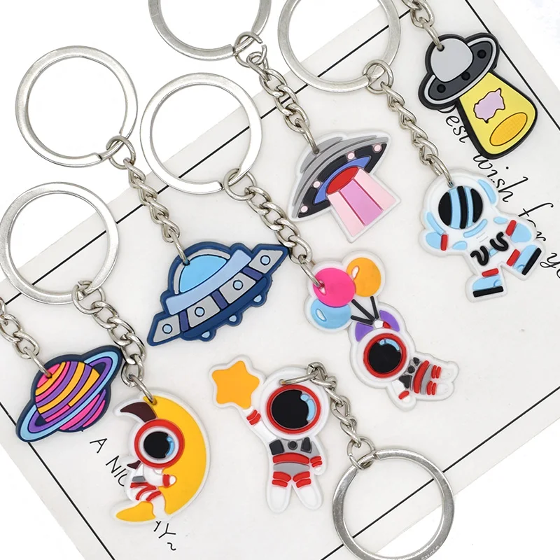 1PCS PVC UFO Keychain Univers UFO Spacecraft Star Astronauts Key Rings Univers Key Holders Fit Adult Car Keys Gift Trinkets