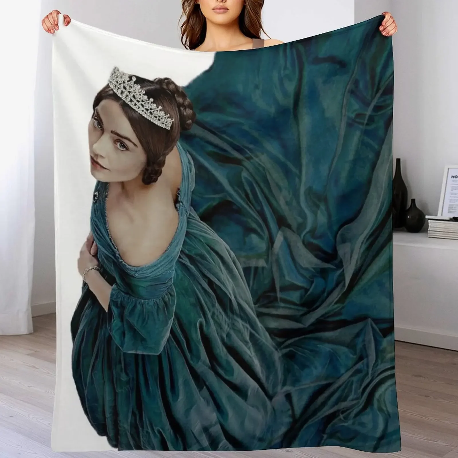 Victoria Throw Blanket Multi Purpose Soft Warm Blanket for Home Travel