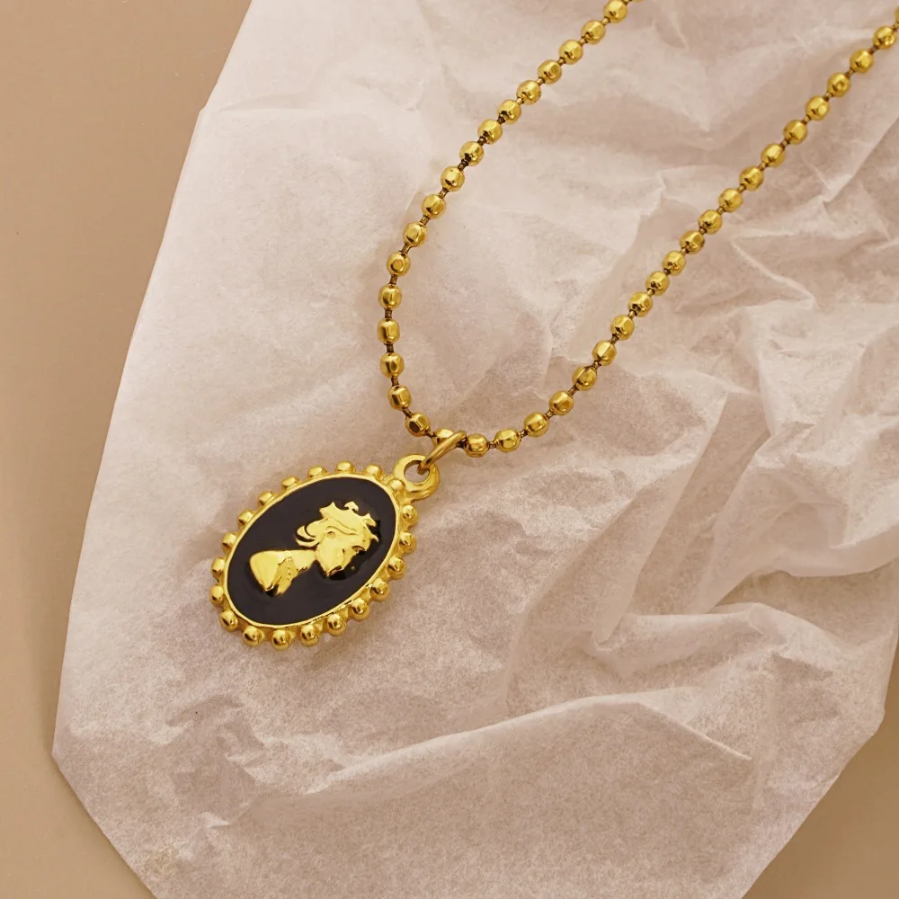 Court Style Queen Portrait Oval Elizabeth Lady Collarbone Necklace Pendant Jewelry In Stainless Steel