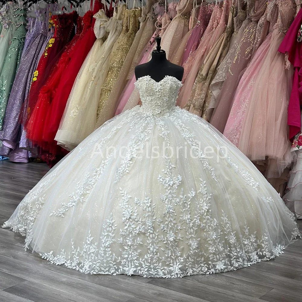 Angelsbride Princess White Ball Gown Quinceanera Dresses Beading Sequined Lace Pleat Corset Vestidos De 15 Años