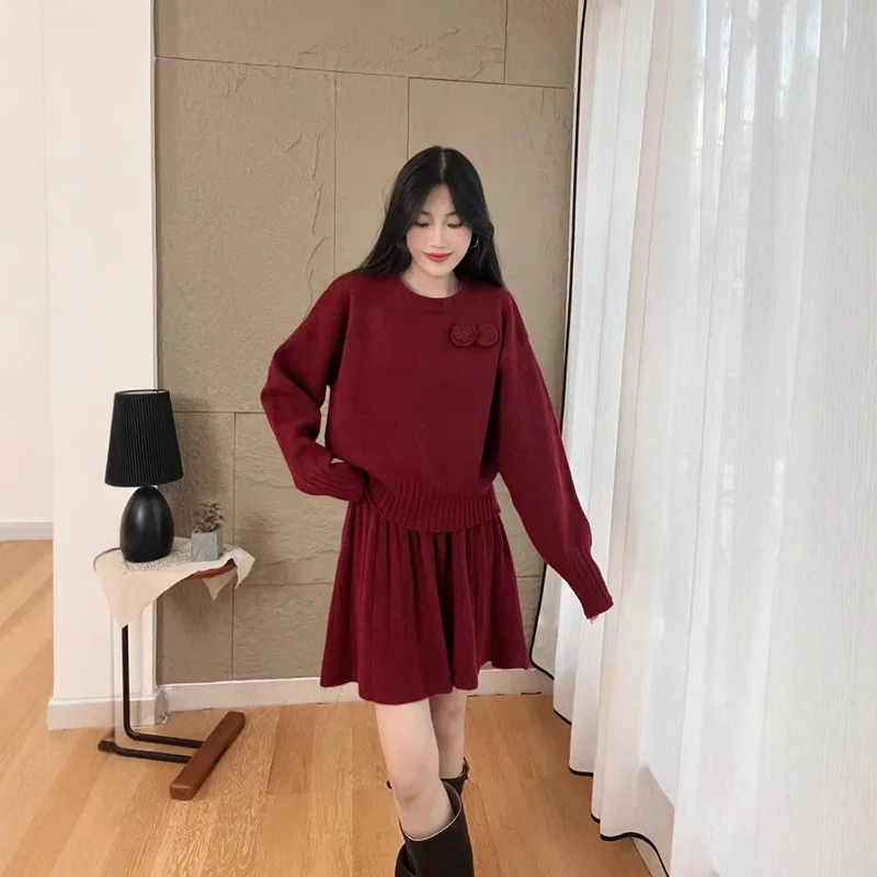 

Korean-style Sweet and Fresh Outfit for Women 2025 Autumn Fashion Knitted Design Sense Sweater and Short Skirt Two-piece Set