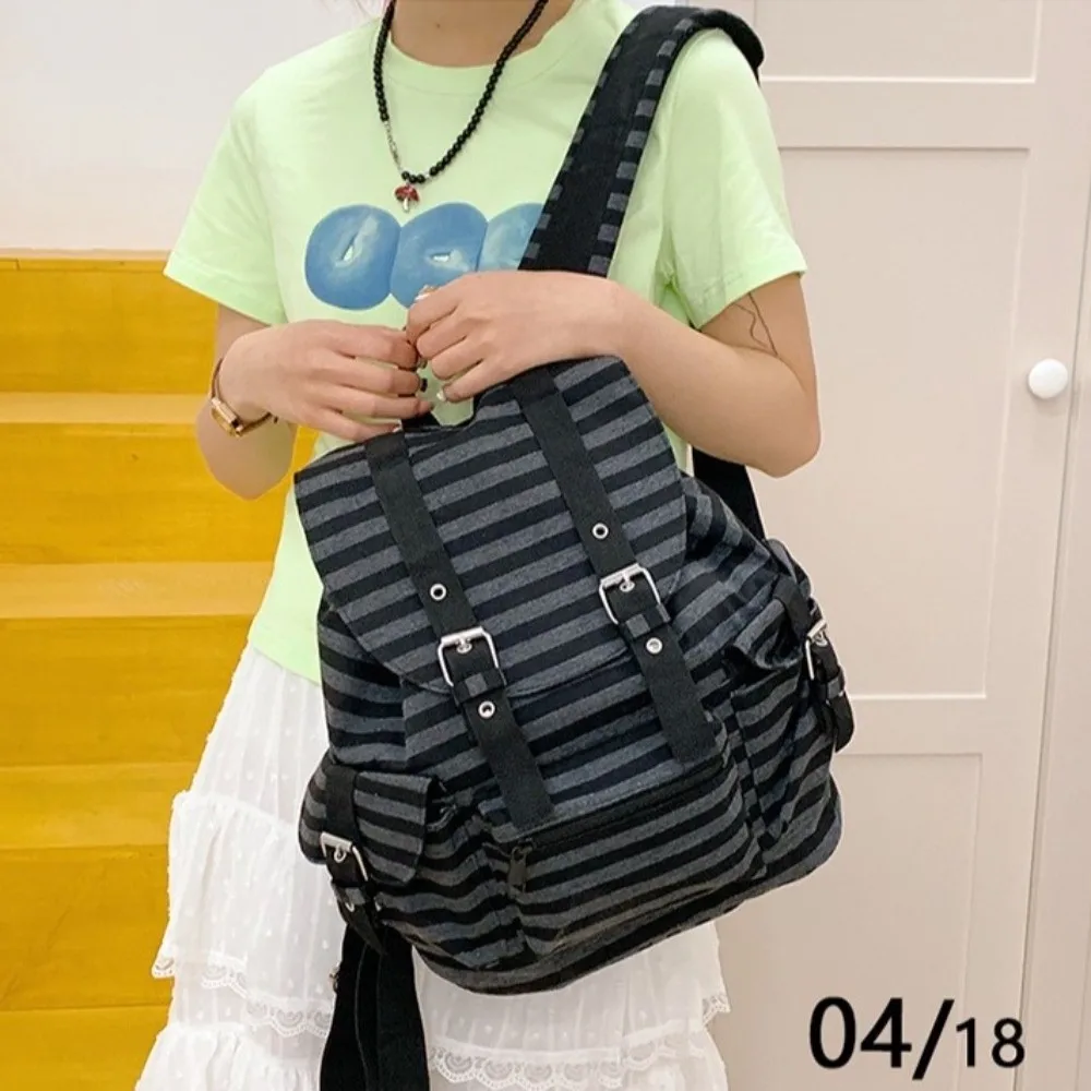 Fashion Large Capacity Striped Backpack Korean Style Multi-pocket Students Schoolbag Nylon Y2K Hiking Camping Bag Girl