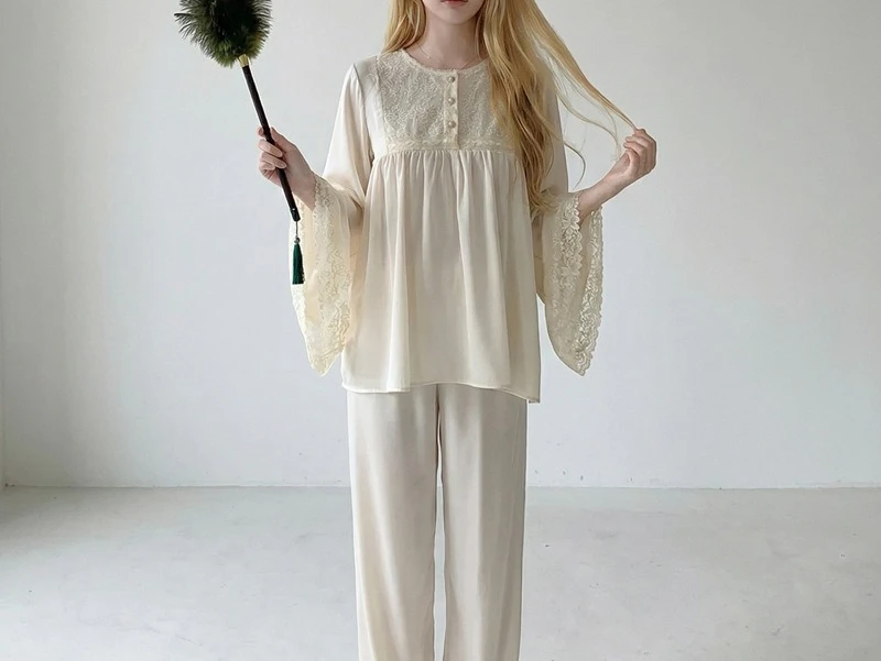 Ice Silk Pajamas for Women,solid Color Lace, High-end Long-sleeved Suit, Round Neck, Can Be Worn Outside, Home Wear, Summer