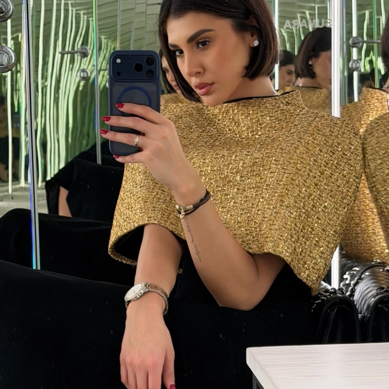 

Tsiisd Fashion Sequin Cape Top Women's Streetwear Patchwork Elegance Commuting Cover Up Cardigan Top Female Solid Vest Top 2026