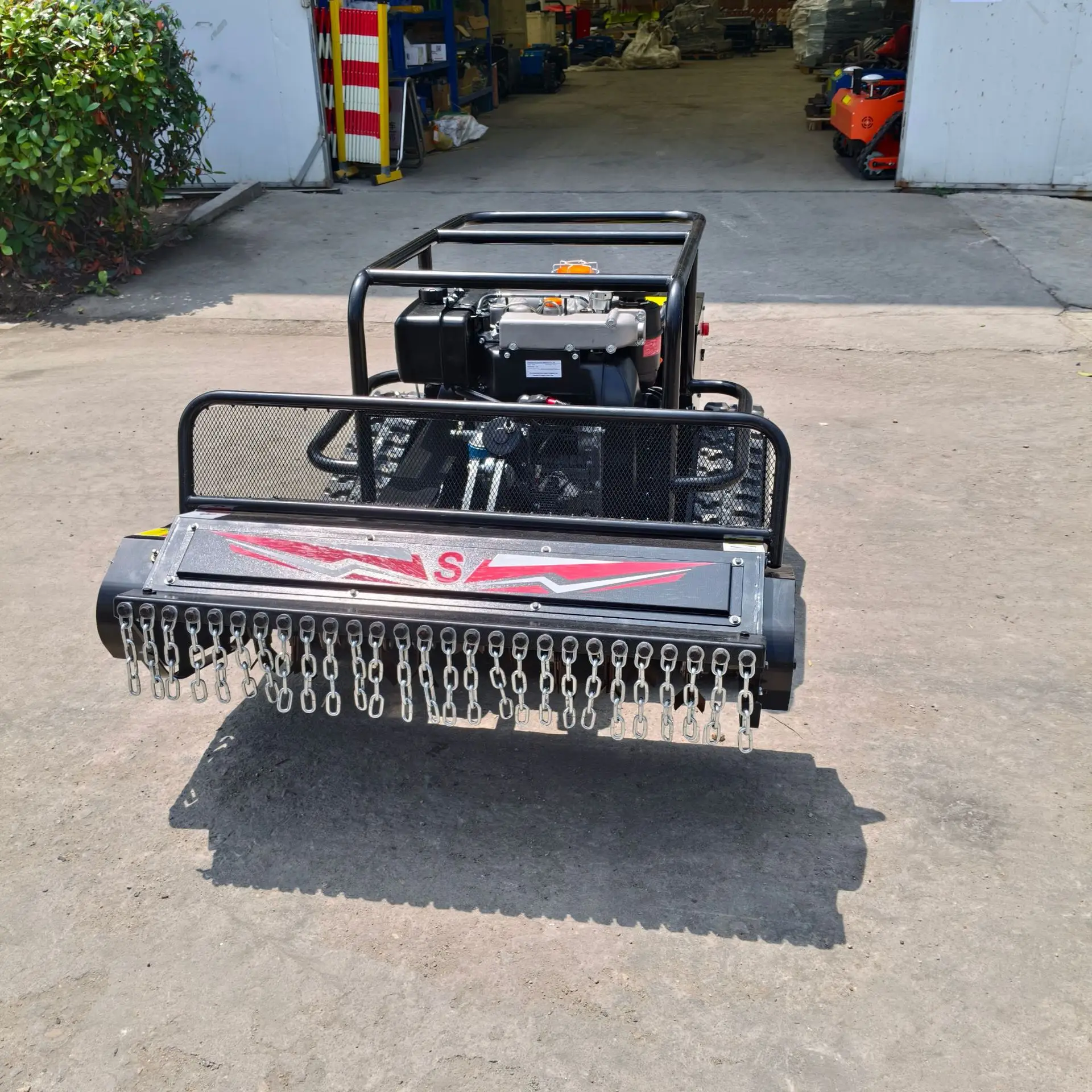 25HP Twin-Cylinder Di esel Crawler Remote Control Flail Mower, High Power Agricultural Weeding & Grass Shredding Equipment