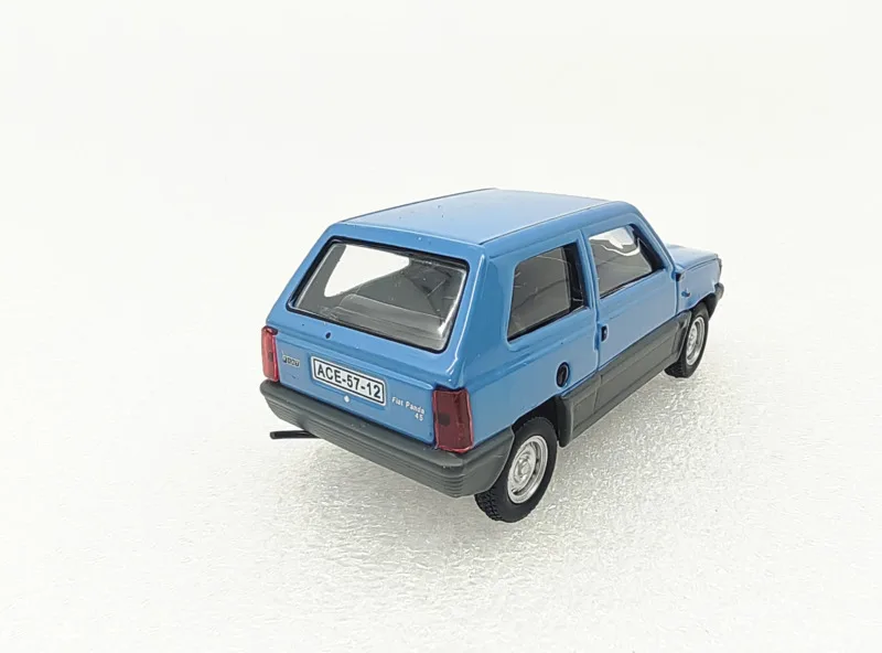 1/43 nouveauté prix spécial moulé sous pression en métal italien 1990 Vintage 4x4 modèle de voiture classique meubles affichage Collection cadeau jouets