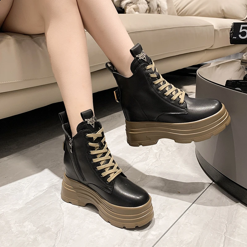 Leather Ankle Boots for Women New 2023 Autumn Winter Warm Motorcycle Boots Woman Vintage Lace Up Snow Fur Shoes 10CM High Heels