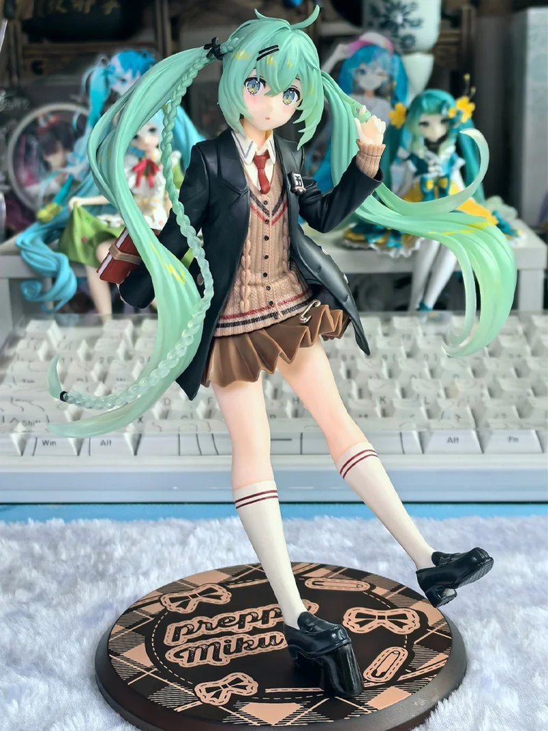 en-stock-veritable-taito-hatsune-miku-mode-patinage-artistique-preppy-etudiant-uniformes-serie-pvc-hatsune-miku-objets-de-collection-jouet-cadeau