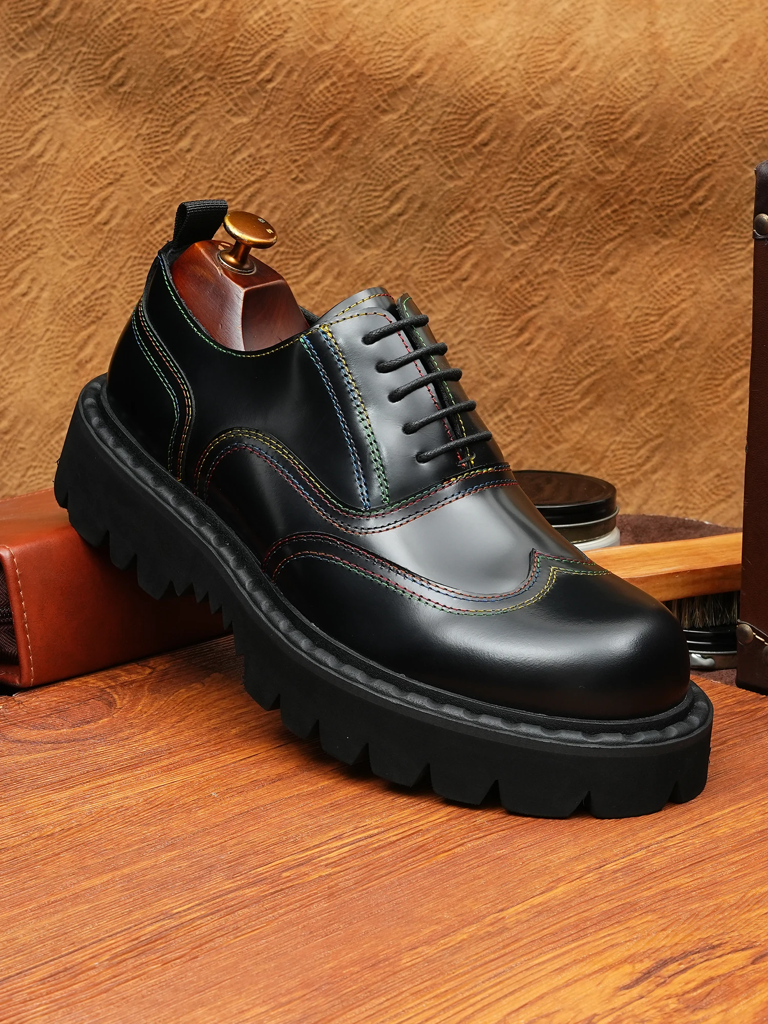 2025 Business Leather Shoes: Engraved Platform Lace-Up - close-up view