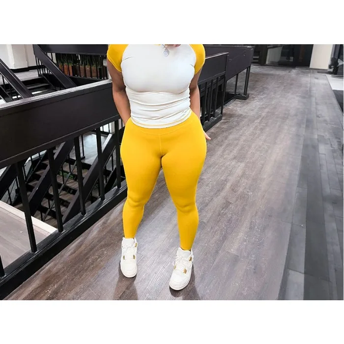 ผู้หญิง 2 ชิ้นชุดกางเกงสี Blocking Slim โยคะกางเกงขายาวเอวสูงฟิตเนสแขนสั้นชุดลําลองฤดูร้อน 2025