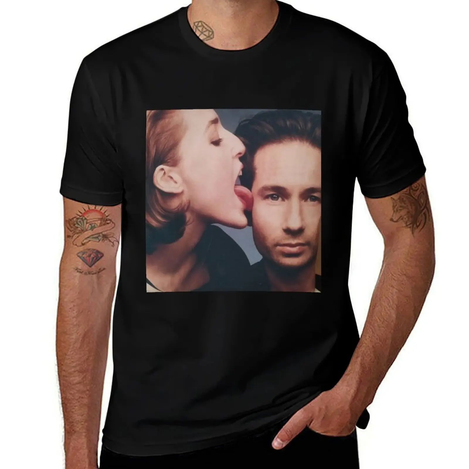 MULDER AND SCULLY GET DIRTY. X FILES T-Shirt Outdoor Sports Short Sleeve Top T-Shirt