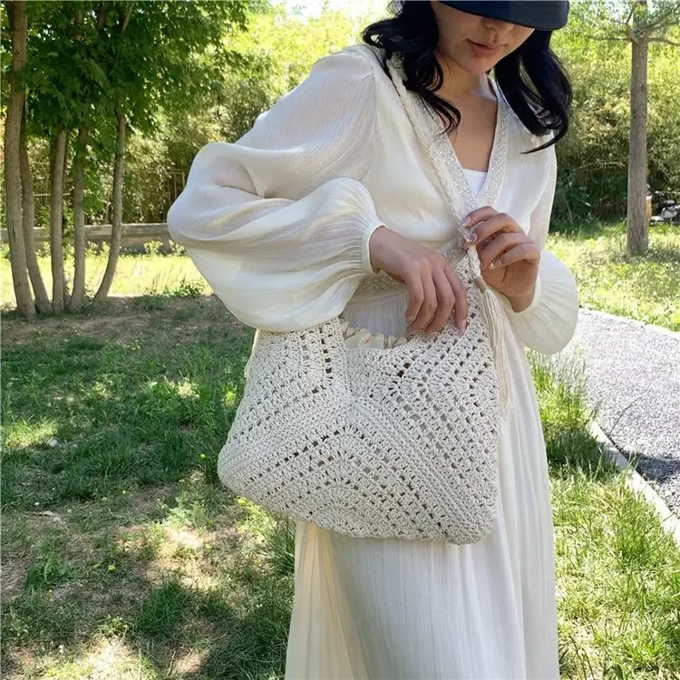 2026 New Super Fire Hand-woven Bag Casual Cotton Thread Woven Tote Bag Lazy Wind Straw Woven Bag Shoulder Cotton Thread Bag