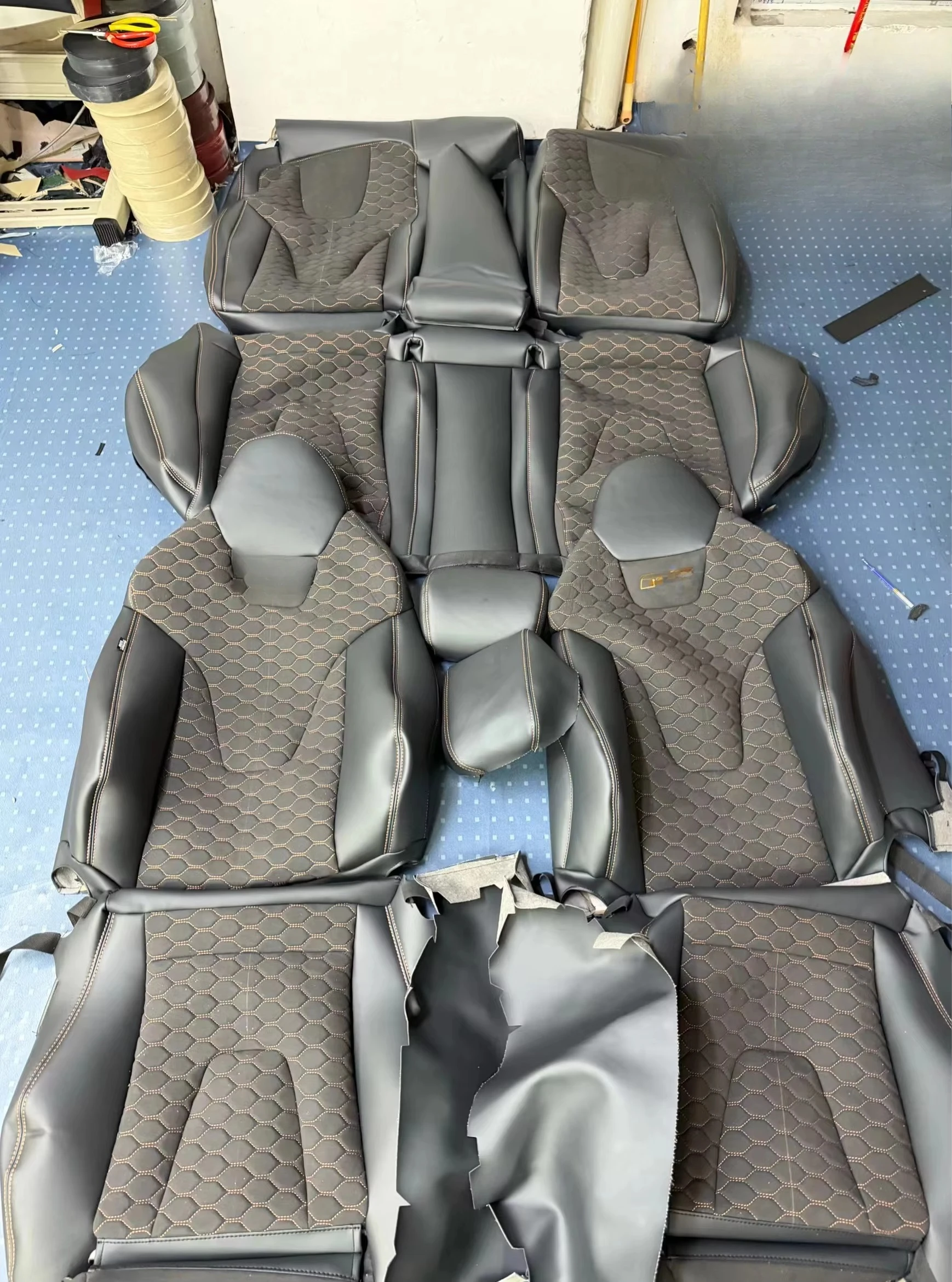 GZYLC Car Interior Accessories Leather Full Set Auto Re-upholstery Seat Covers for S5 2009