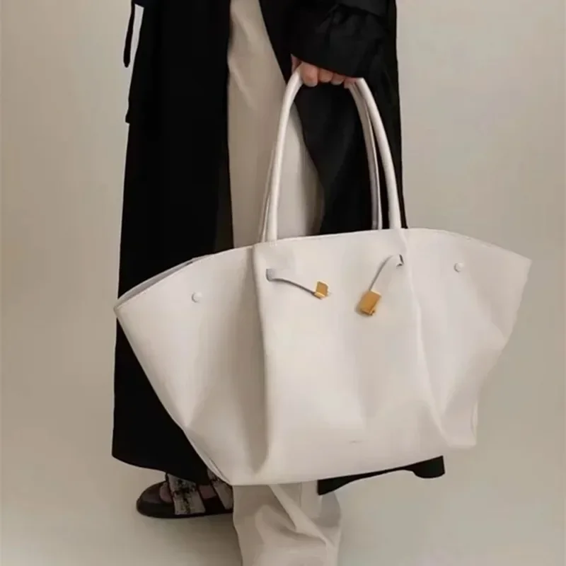 2024 Latest Large Capacity Tote Bag China Luxury Designer Commuting Versatile Tote Bag Handbags for Women