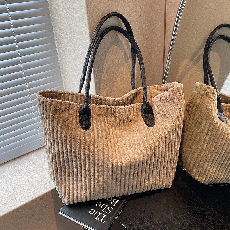 

Corduroy New Versatile Shoulder Bag Fashion Zipper Opening Design Tote Bag Casual Large Capacity Daily Commuter Handbag