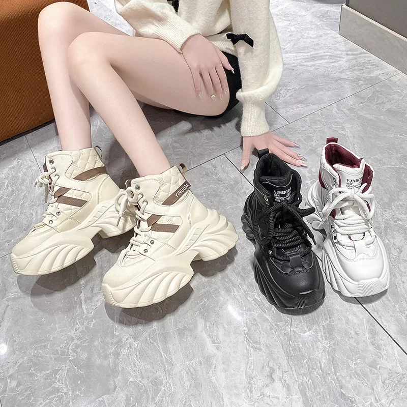 

2024 Hot Seller Winter Increase Leisure Daddy Shoes Female Platform High Top Boots Tide with Leisure Small White Shoes Sneakers