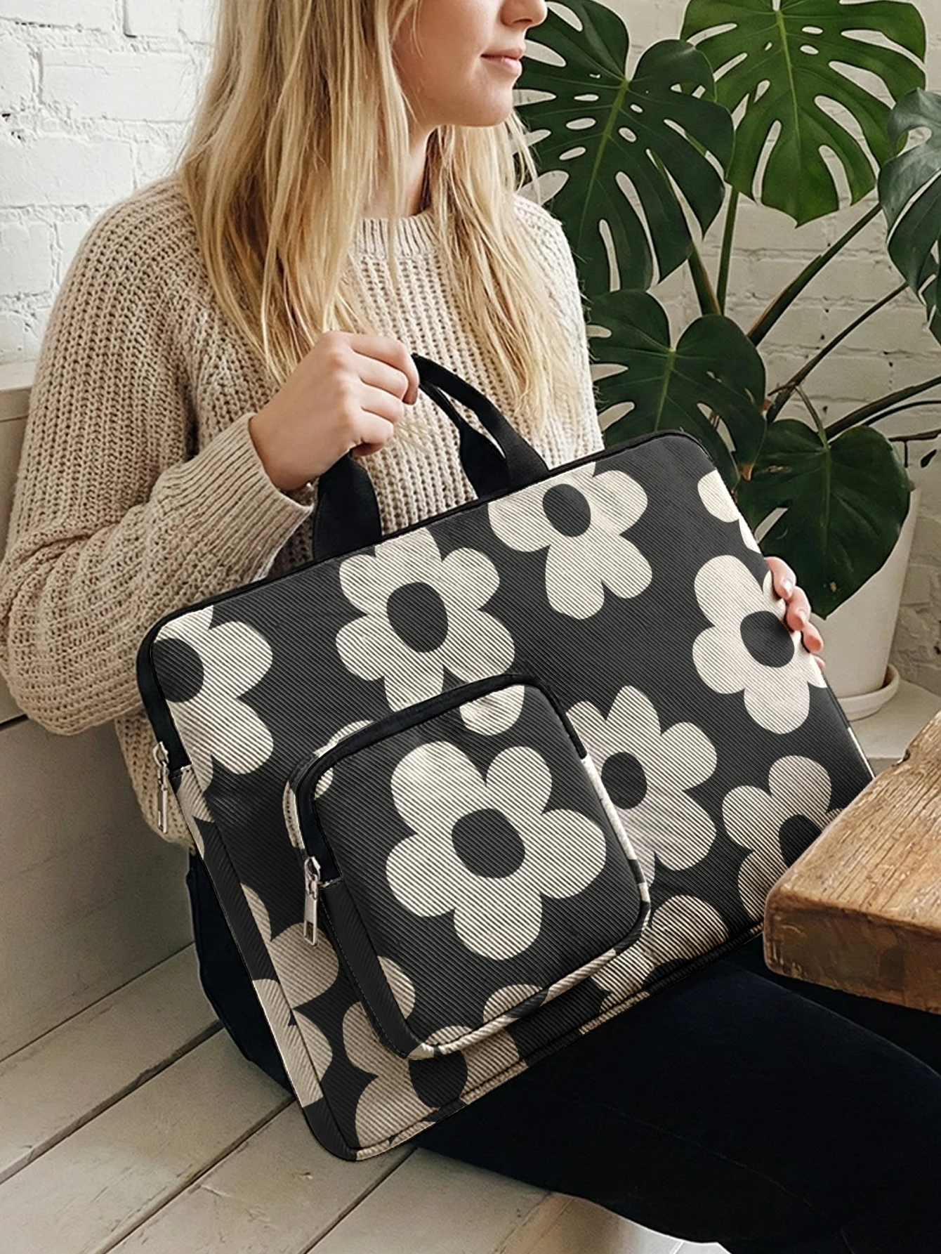 Minimalist Black White Flower Laptop Handbag With Extra Pocket Shockproof Notebook Case For 13-15.6 Inch Laptops