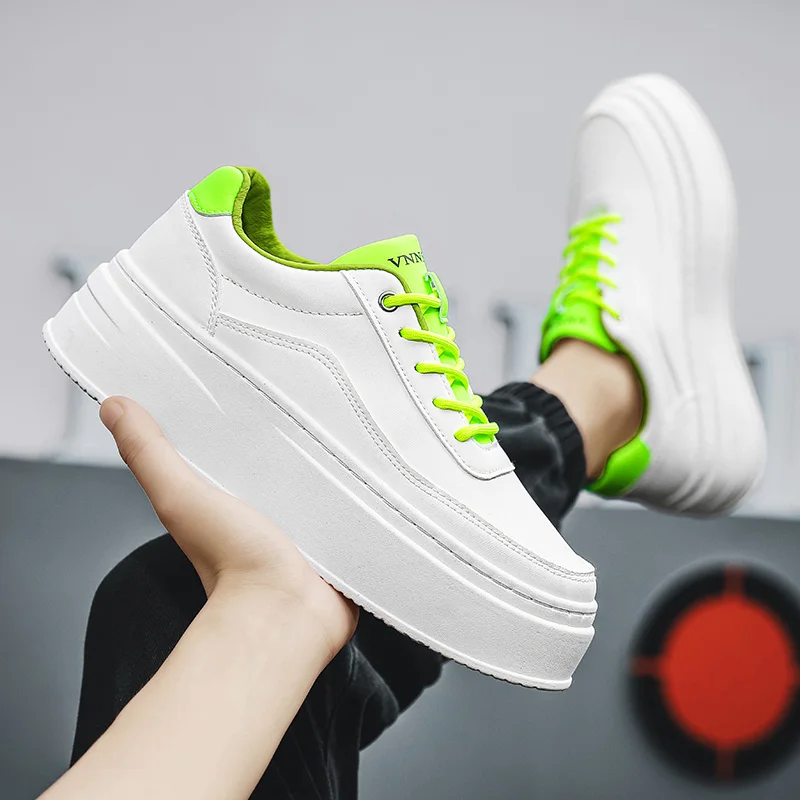 

2024, осенние новые нишевые дышащие низкие кеды на толстой подошве, модные модные повседневные спортивные удобные туфли для мужчин