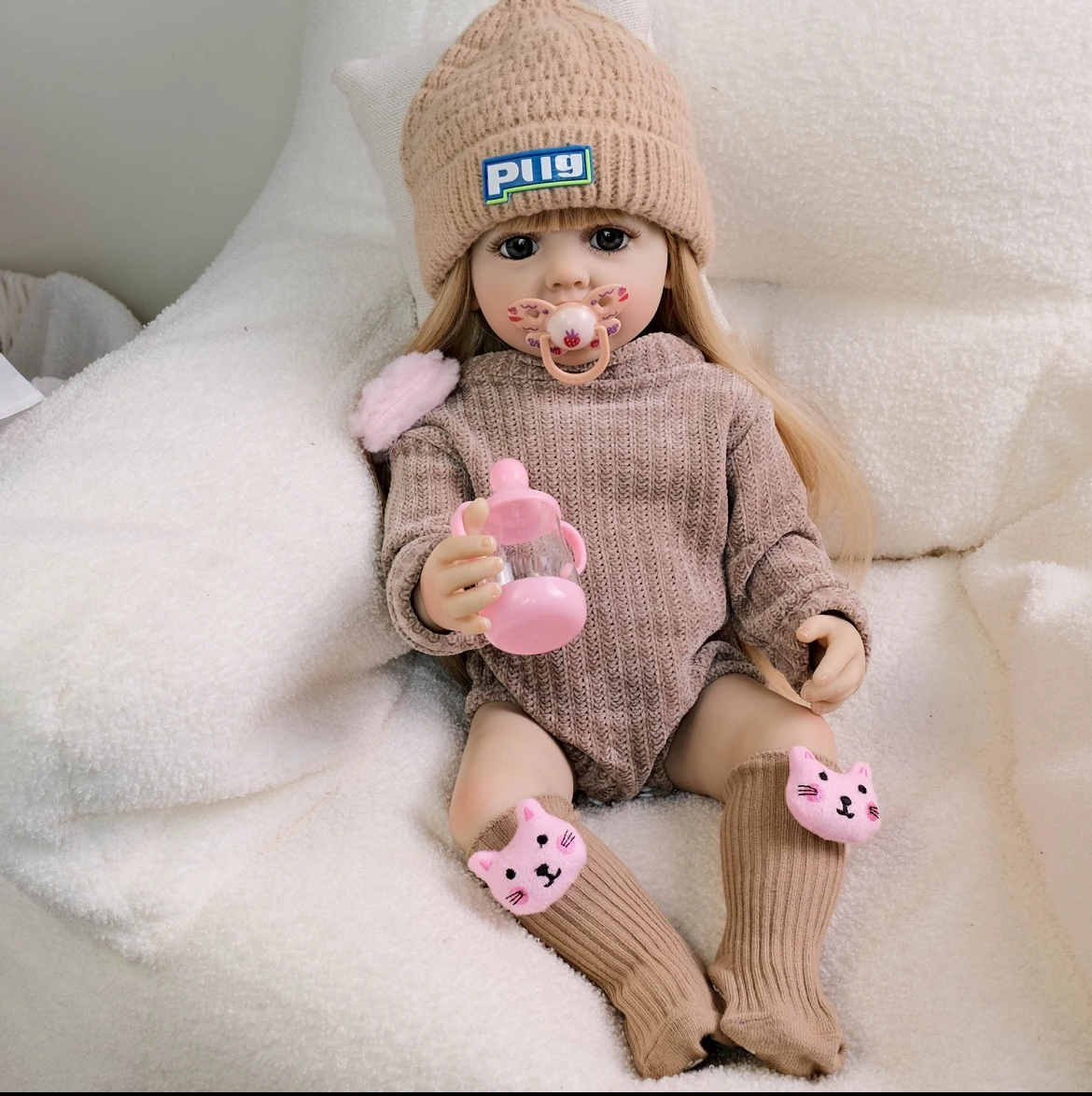 22 inch  Reborn Baby Girl Doll Betty Soft Vinyl Handmade Collectible with Realistic Facial Details  Lifelike Acrylic Eyes
