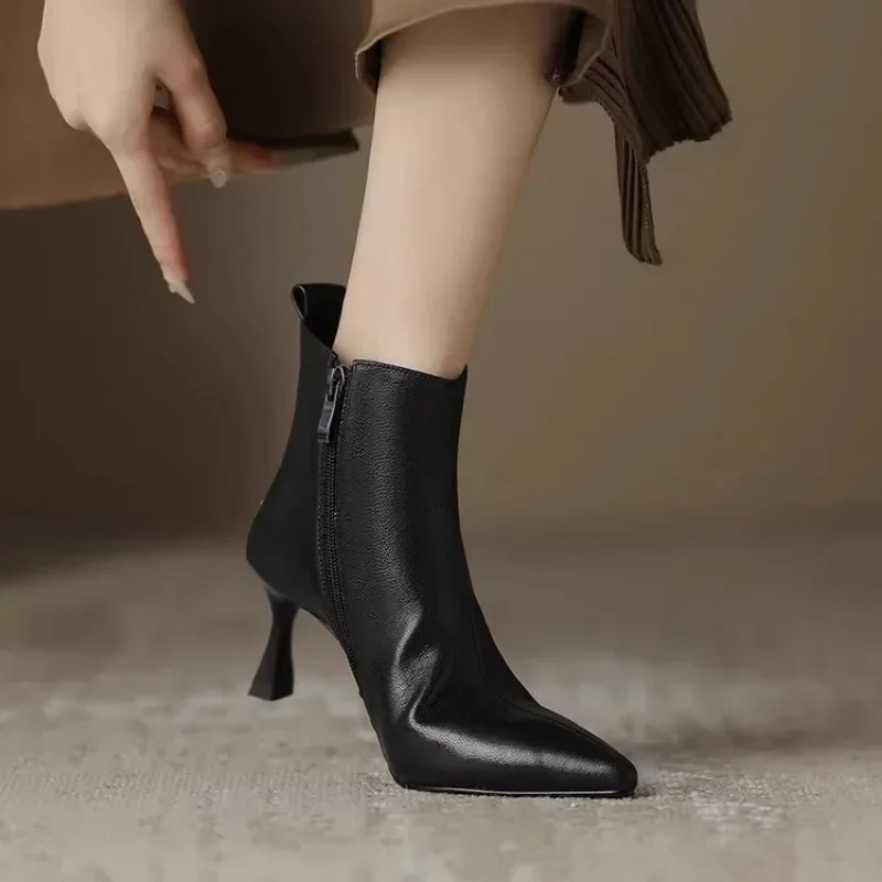 2024 New Women\'s Fashion Pointed Stiletto Fashion Boots Autumn PU Solid Color Casual Comfort Side Zipper High Heel Short Boots