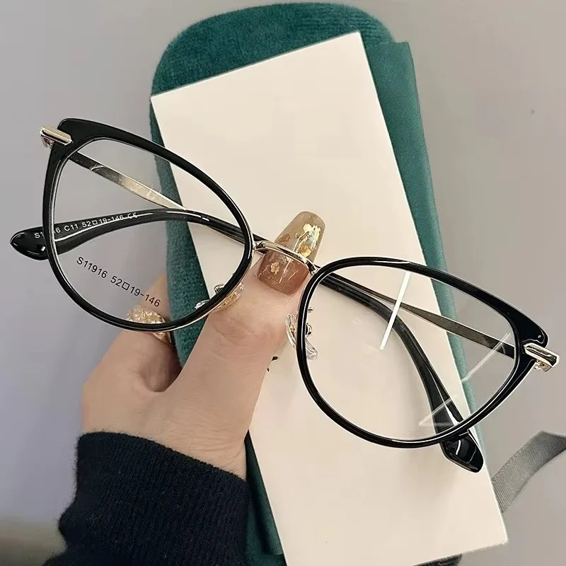 Korean version cat-eye anti-blue light glasses, elegant and stylish decorative eyeglass frames for ladies
