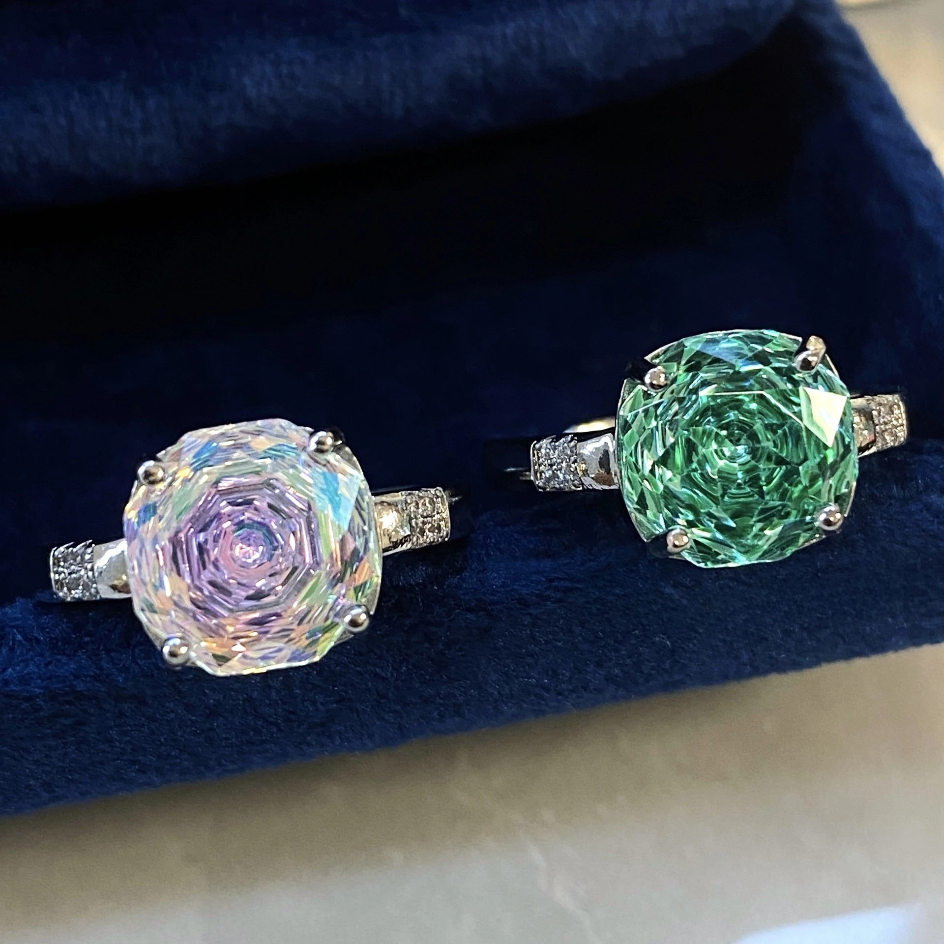 

Luxury Versatile Octagonal Rose-Cut High Carbon Diamond Ring,Women's Vibrant Colored Gem,Paraiba-Inspired Jewelry for Party Gift