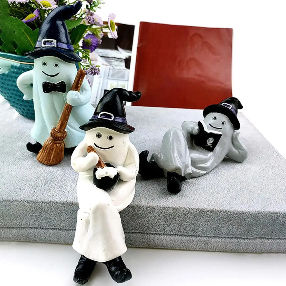 Versatile Ghost Sculpture Spooky Halloween Ghost Ornaments Resin Figurines for Home Office Decor Cute Sweeping for Halloween