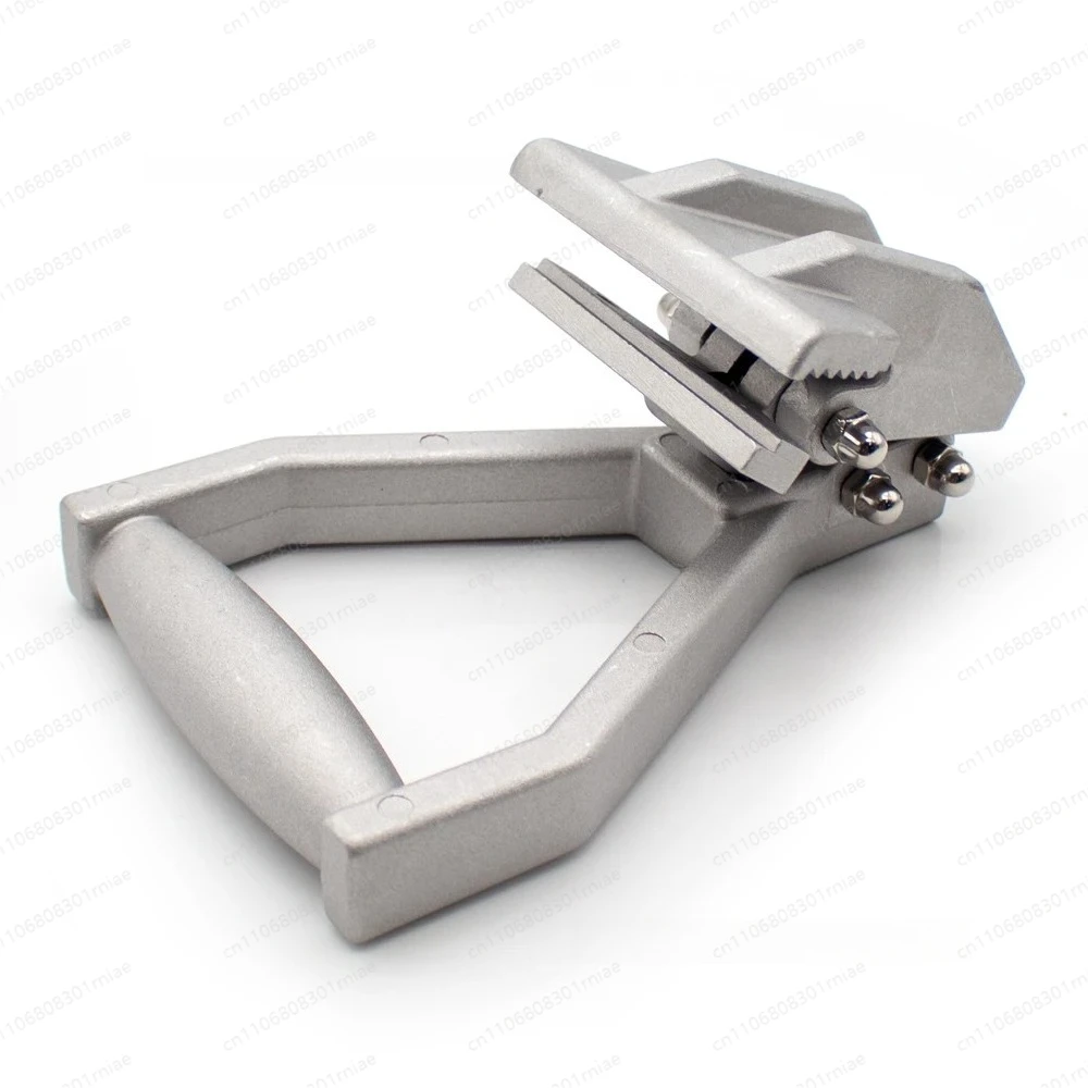 

Инструмент для снятия ковровых покрытий JN277 Carpet Clamp Deluxe
