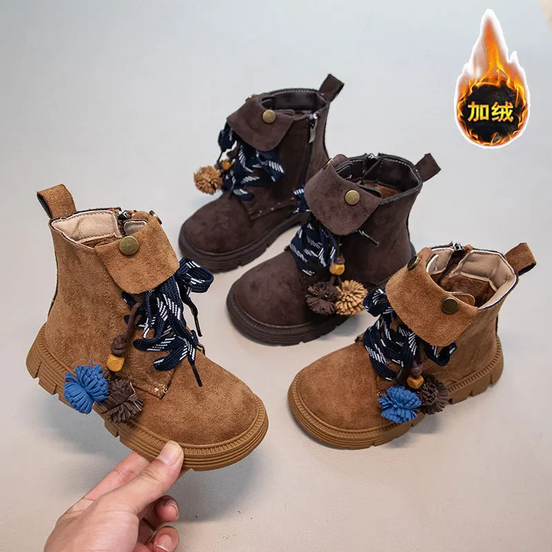 

Модная обувь для девочек, новинка зимы 2024, детские ботильоны в стиле ретро, удобные нескользящие зимние ботинки для девочек, простые универсальные детские ботинки