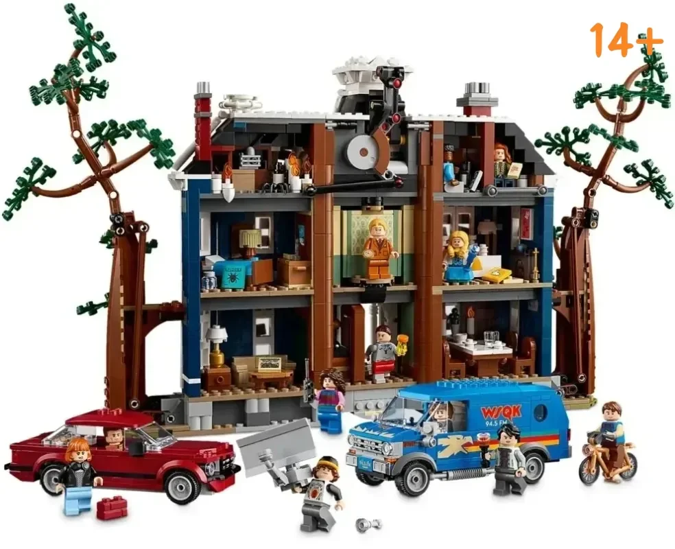 

Disney 11370 2593Pcs Vintage House Building Blocks Creative Assembly Model Christmas Birthday Gift compatible with LEGO bricks