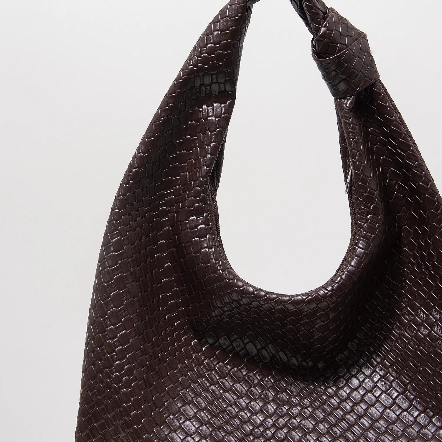 Vintage-Umhängetasche aus Kunstleder, Damenhandtasche, geräumige Tragetasche, Halbmond-Tasche, Tasche mit Reißverschluss, Alltagstasche für den Arbeitsweg (Muster zufällig). – Detail 24