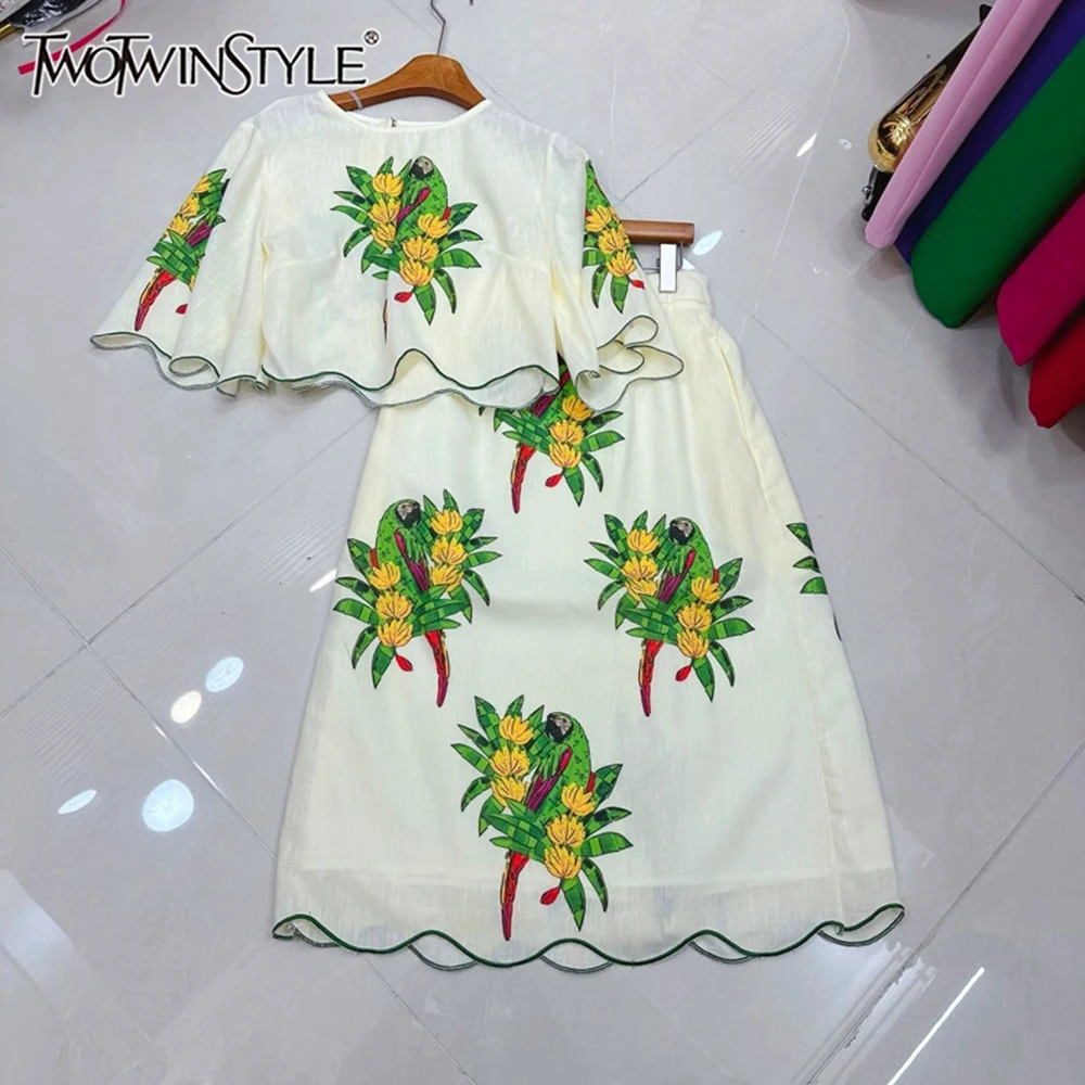 

TWOTWINSTYLE Slimming Printing Two Piece Sets For Women Round Neck Short Sleeve Top High Waist Skirt Chic Set Female KSE541881