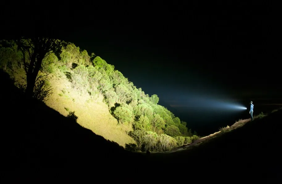 5600 Lumen Super Powerful Flashlight Saint Torch 30 Long Throw IPX7 Powerbank Search & Rescue Led Light Powerful Torch
