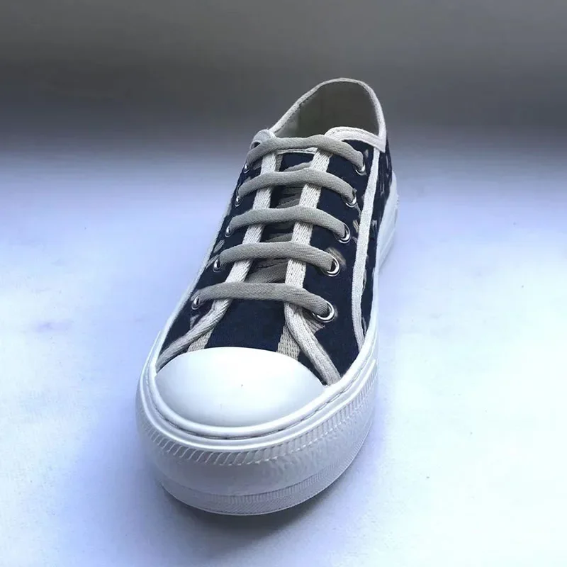 New Knitted Canvas Shoes Lace Up Thick Bottom Fashion Casual Breathable Appear Thin Vintage Flat Vulcanized Designer Women Shoes